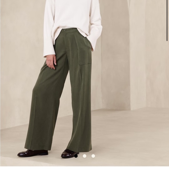 Banana Republic Factory Pants - Banana republic factory NWT wide leg tender pant